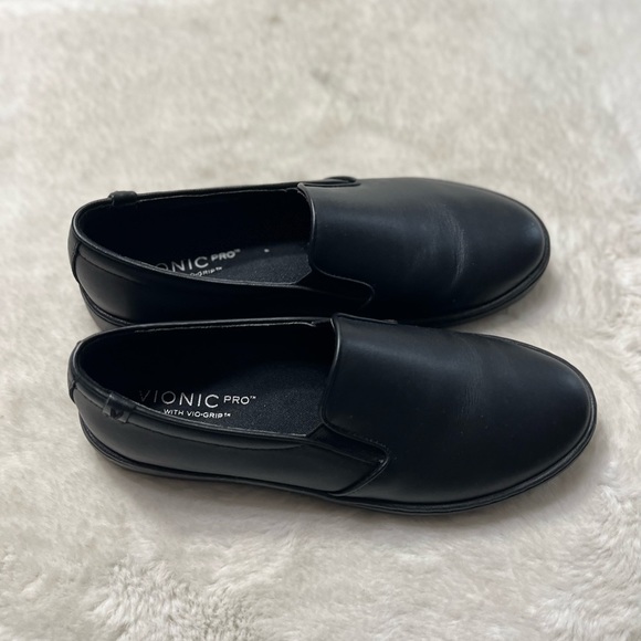 Vionic pro mahogany Avery black slip on comfort flat shoe womens size 9 - Picture 3 of 11